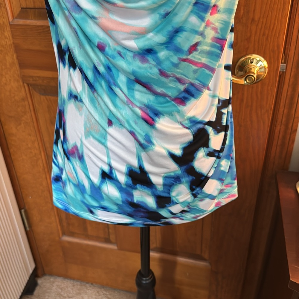 Blue and Pink Sleeveless Cowl Neck Top - Picture 3 of 6